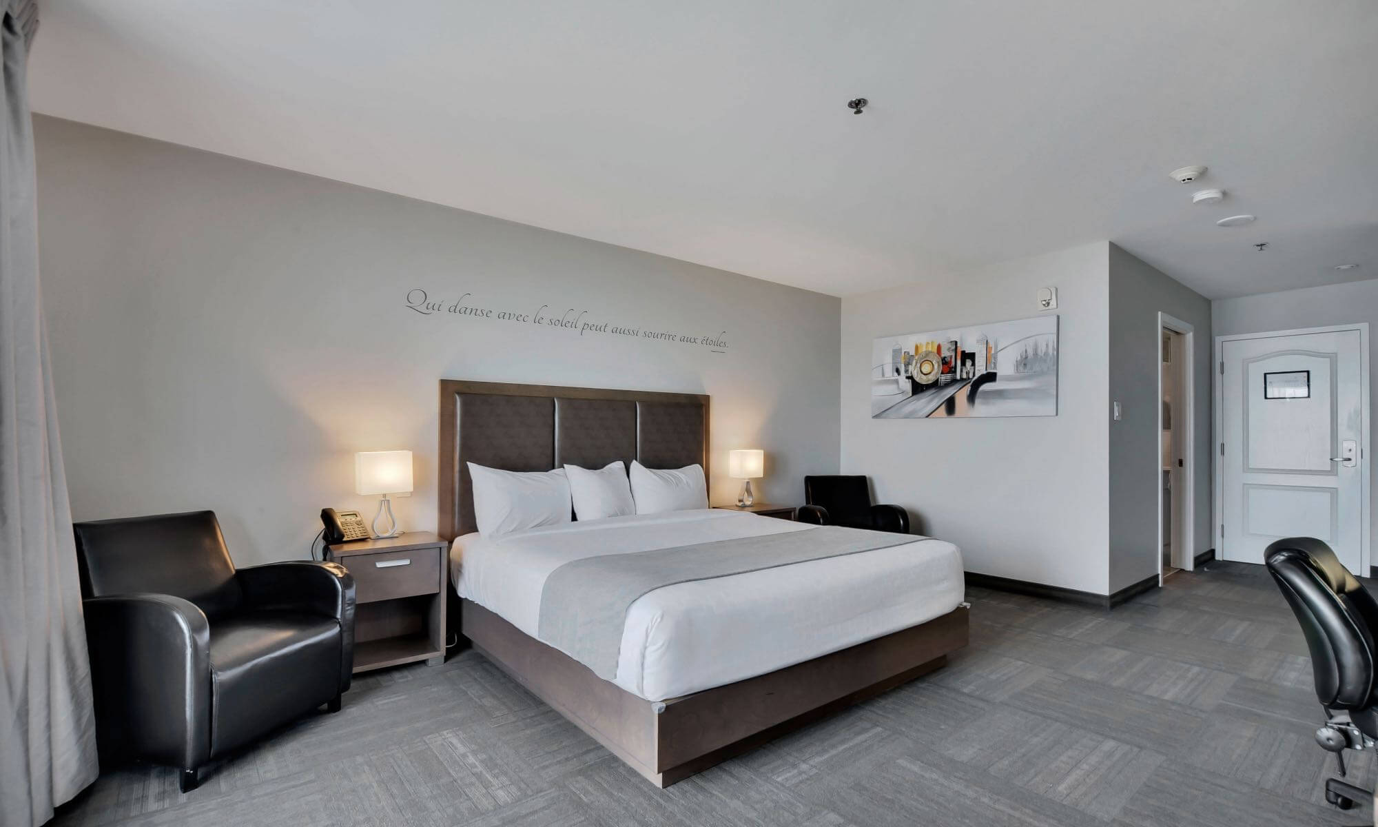 petit-manoir-casino-chambre-1-lit-king-std
